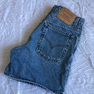 Levi’s high waisted shorts